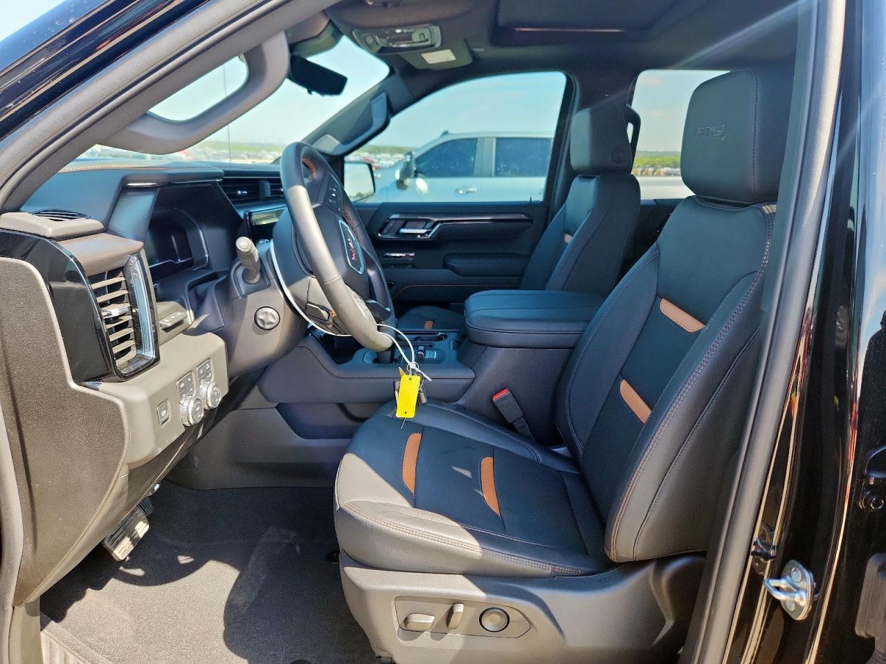 2025 GMC Sierra