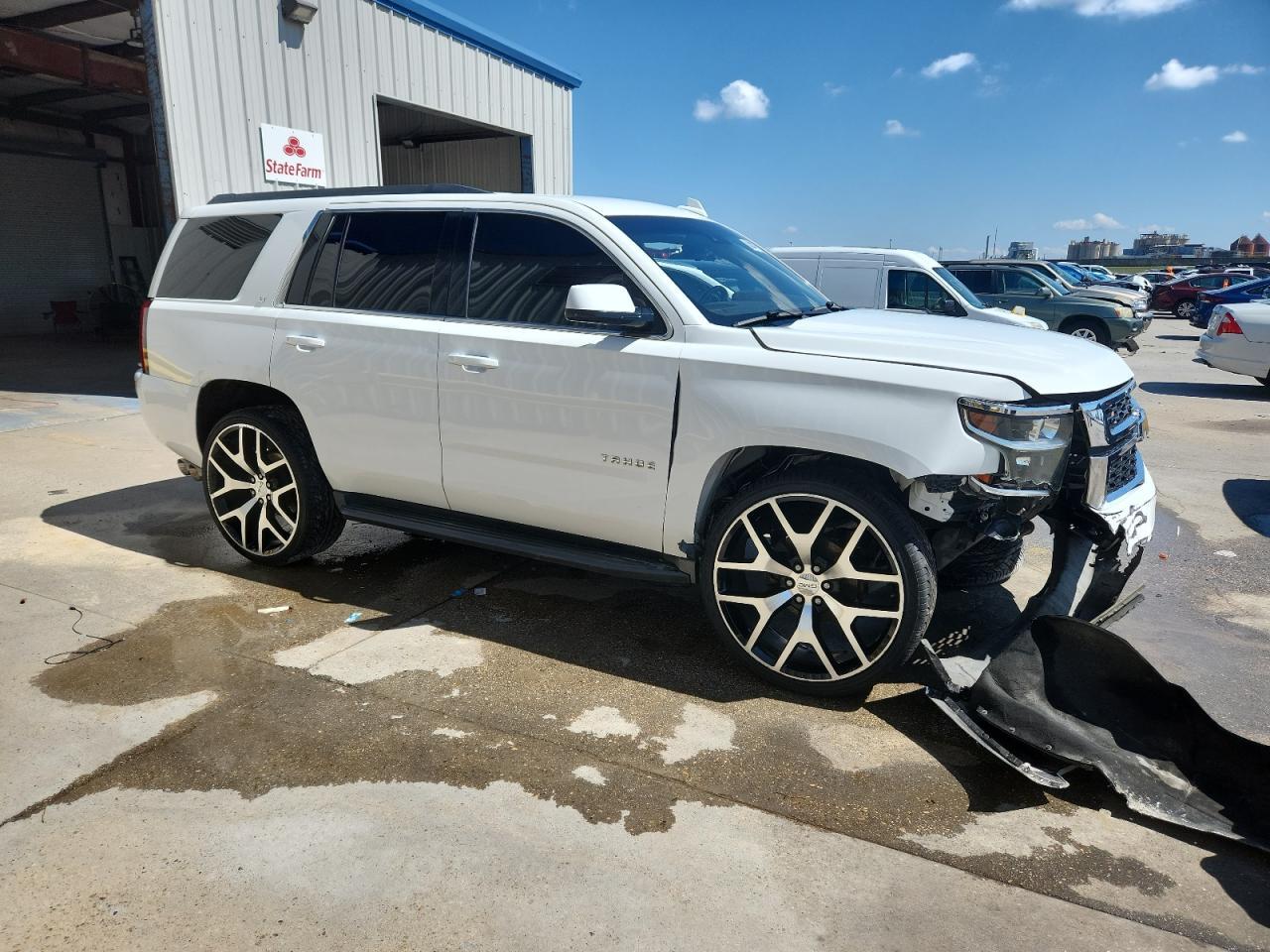 2016 CHEVROLET Tahoe