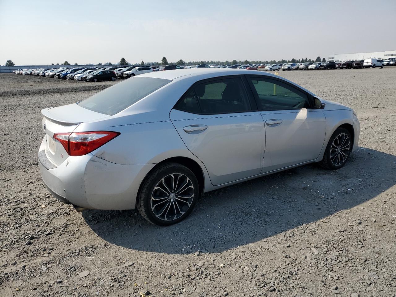 2016 TOYOTA COROLLA