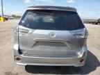 2011 TOYOTA SIENNA