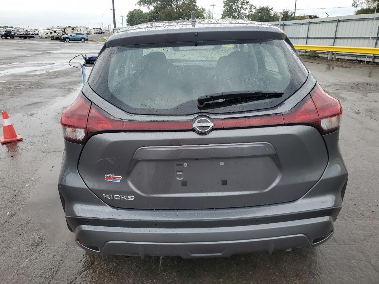 2025 NISSAN KICKS