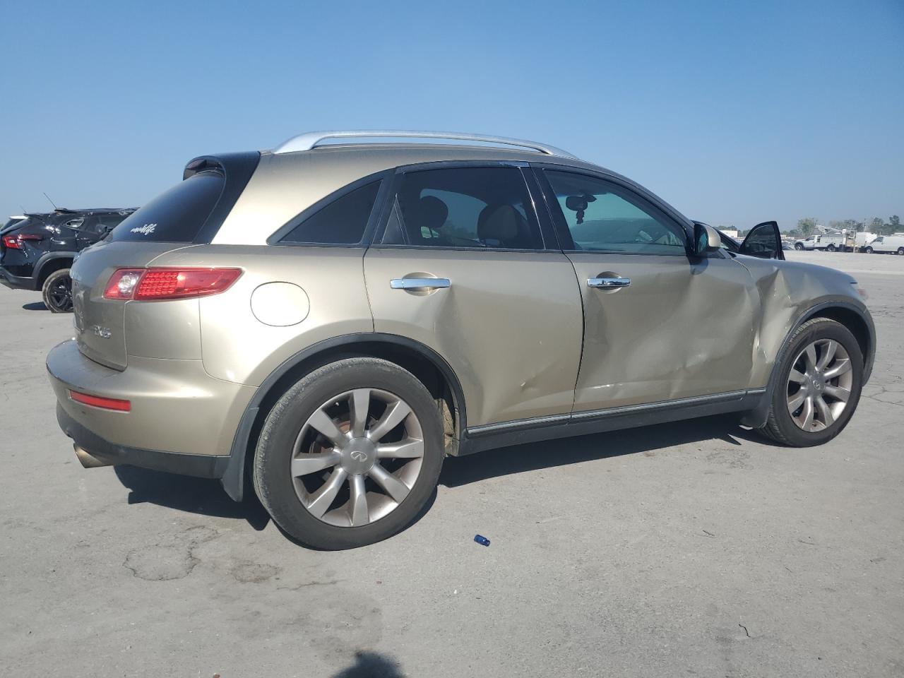 2004 INFINITI Fx45