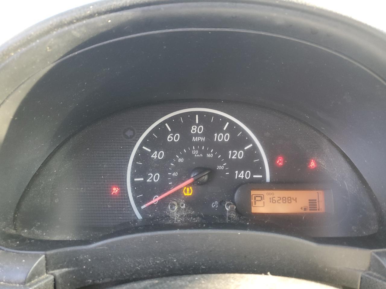 2013 NISSAN VERSA