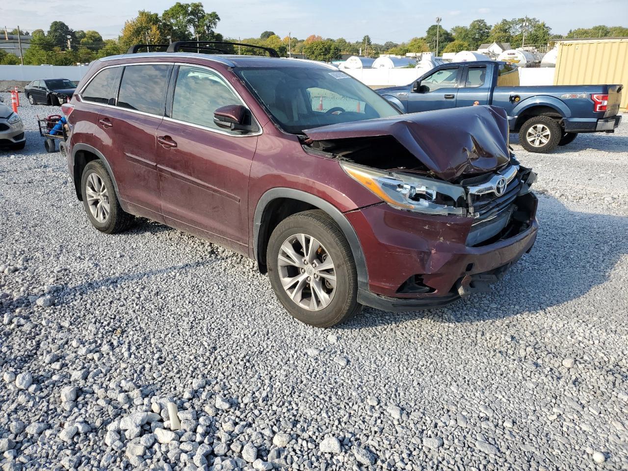 2015 TOYOTA HIGHLANDER