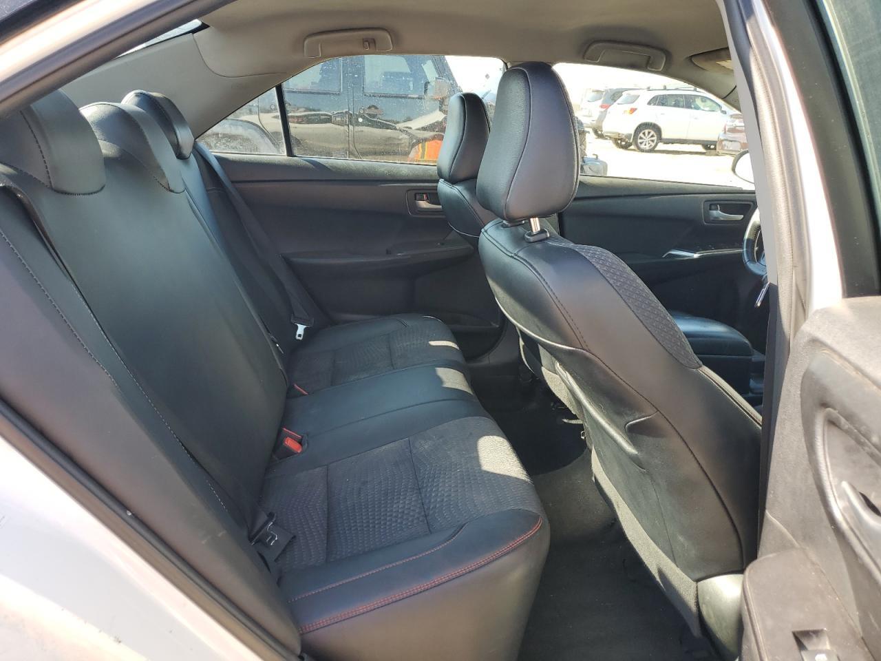 2015 TOYOTA CAMRY