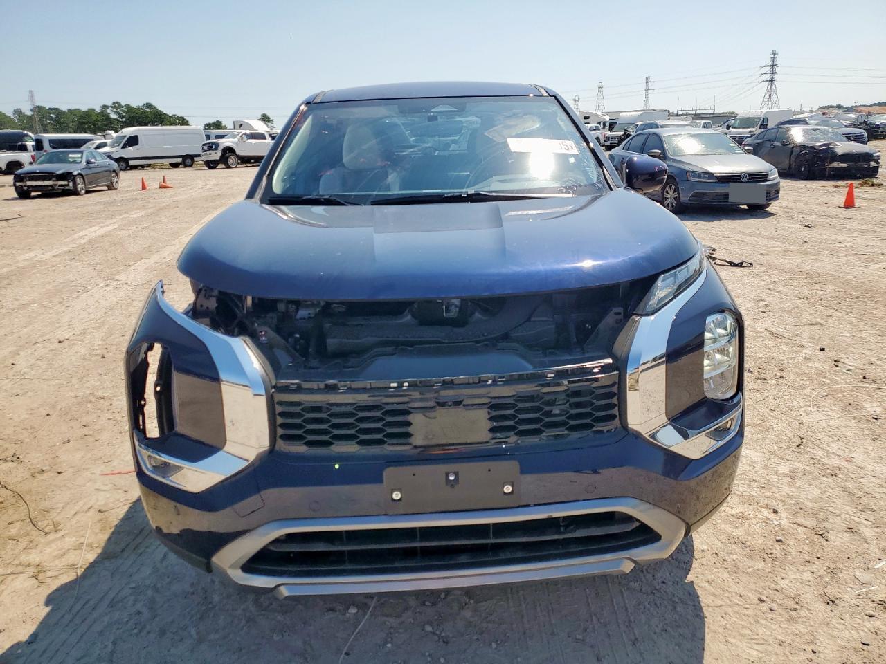 2025 MITSUBISHI outlander