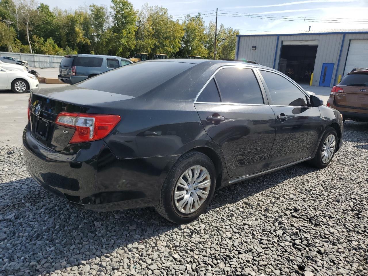 2013 TOYOTA CAMRY