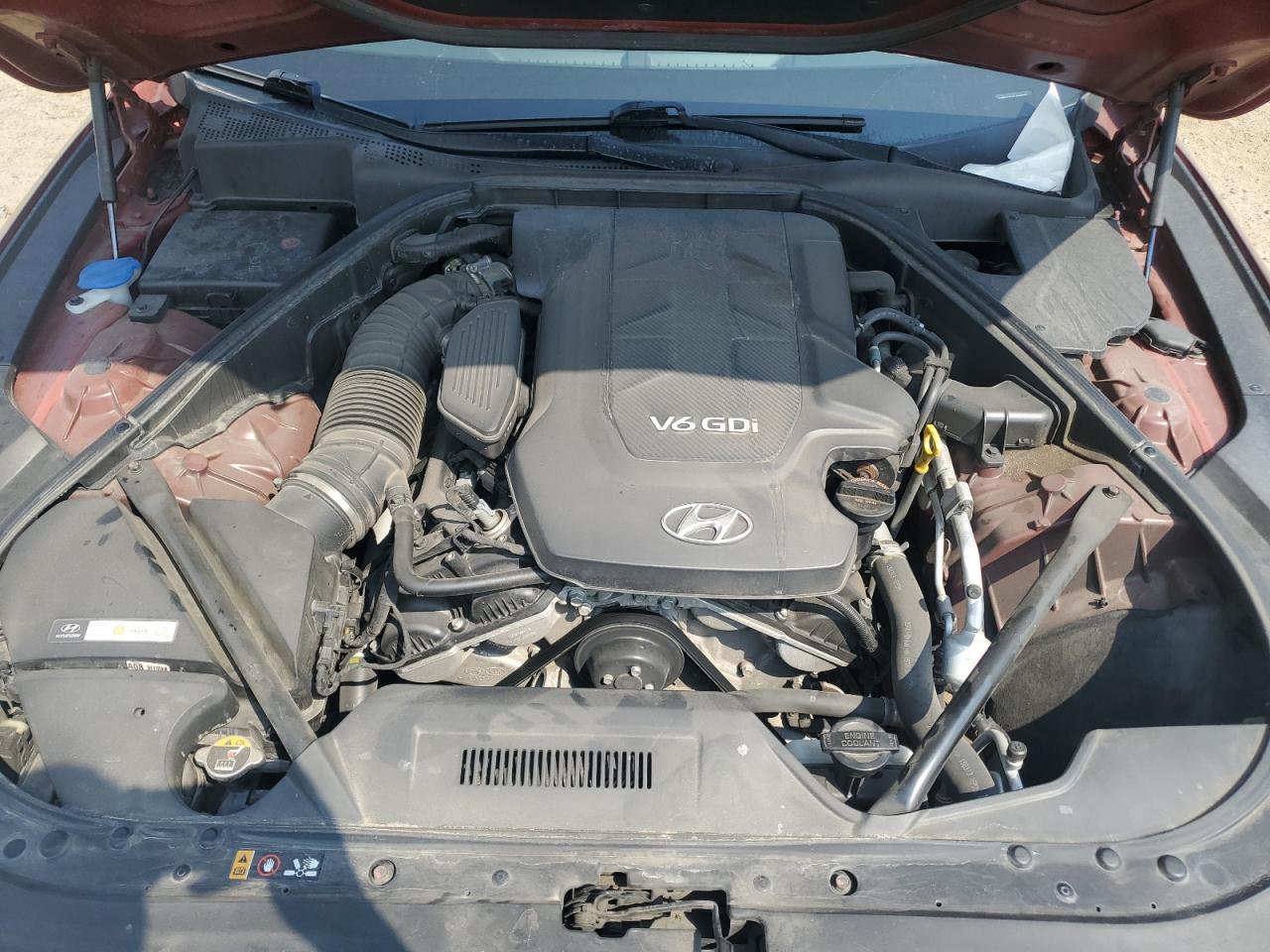 2015 HYUNDAI GENESIS