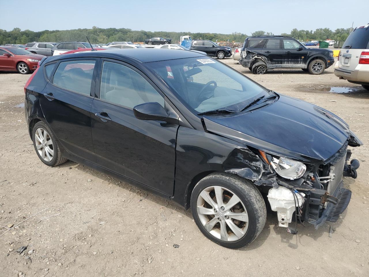2012 HYUNDAI ACCENT