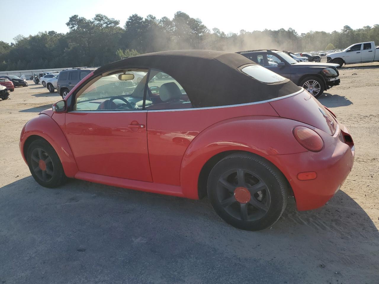 2004 VOLKSWAGEN Beetle