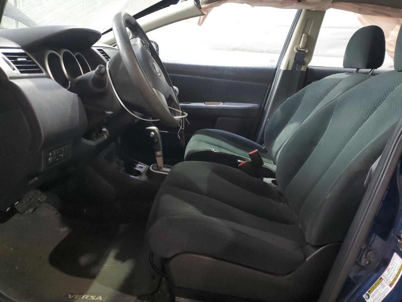 2011 NISSAN VERSA