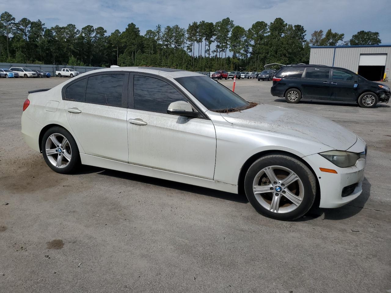 2013 BMW 3 SERIES