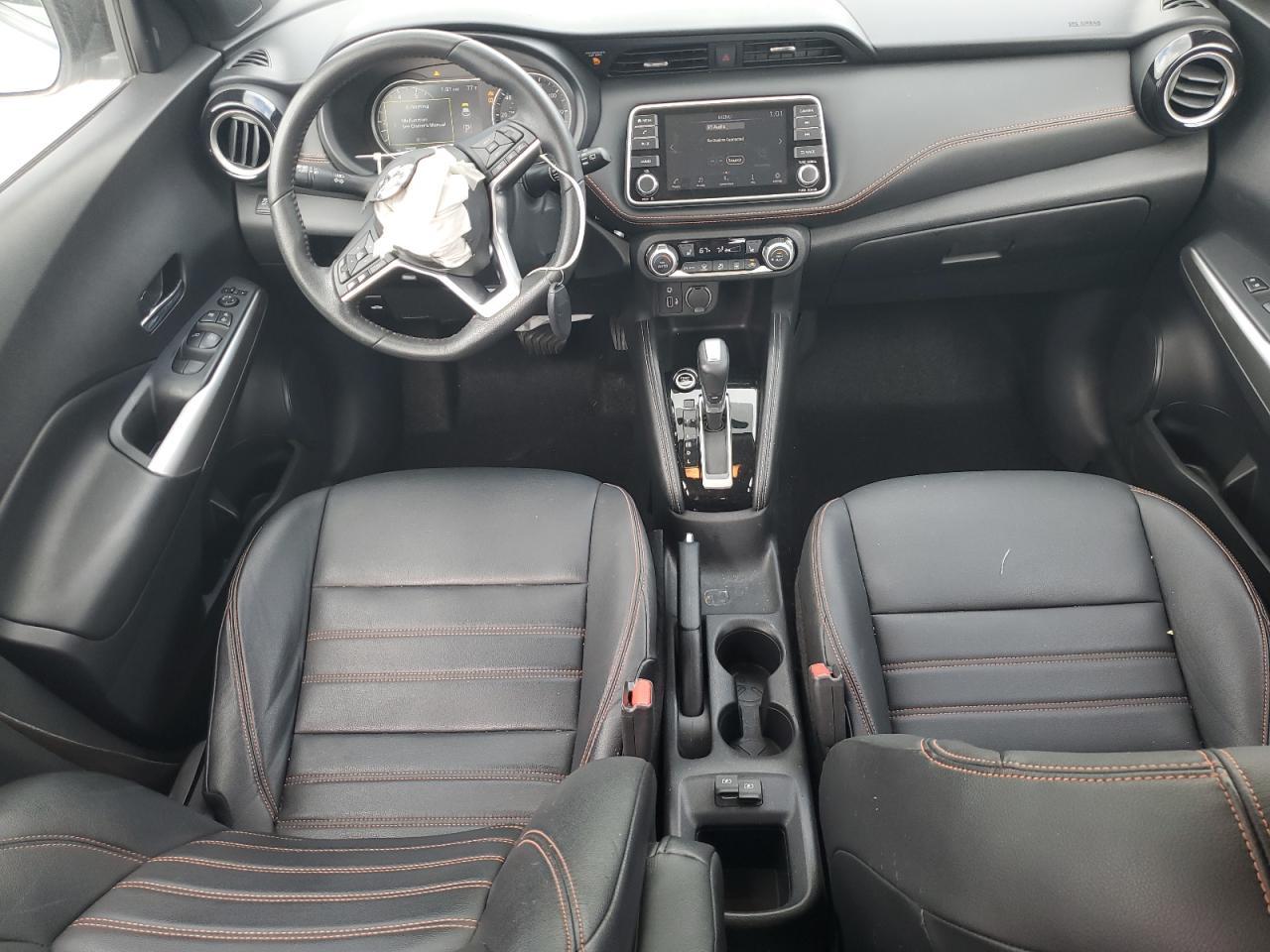 2019 NISSAN KICKS