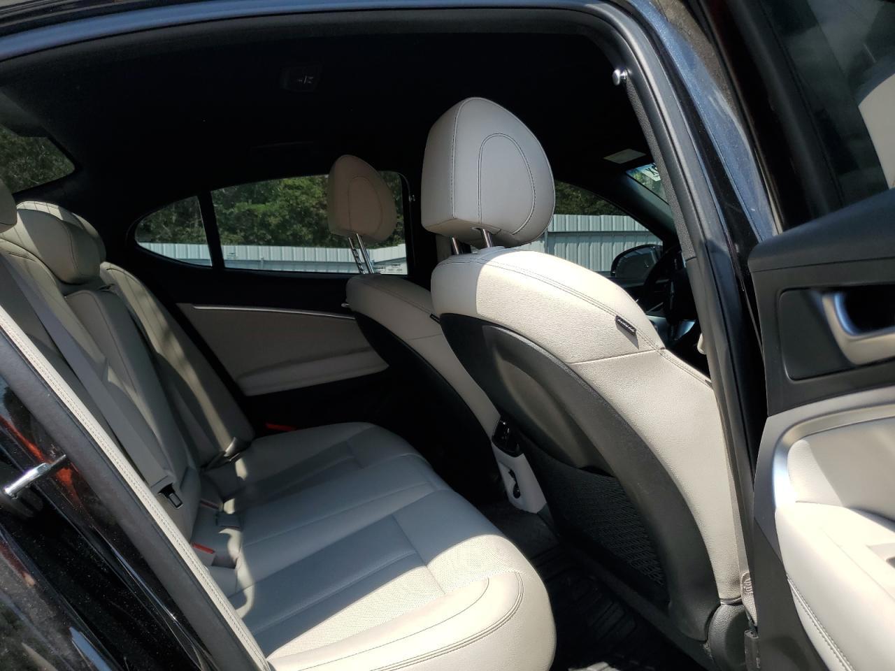 2023 GENESIS G70