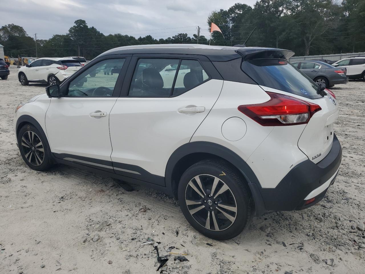 2019 NISSAN KICKS