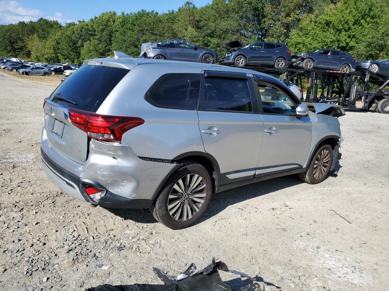 2020 MITSUBISHI outlander