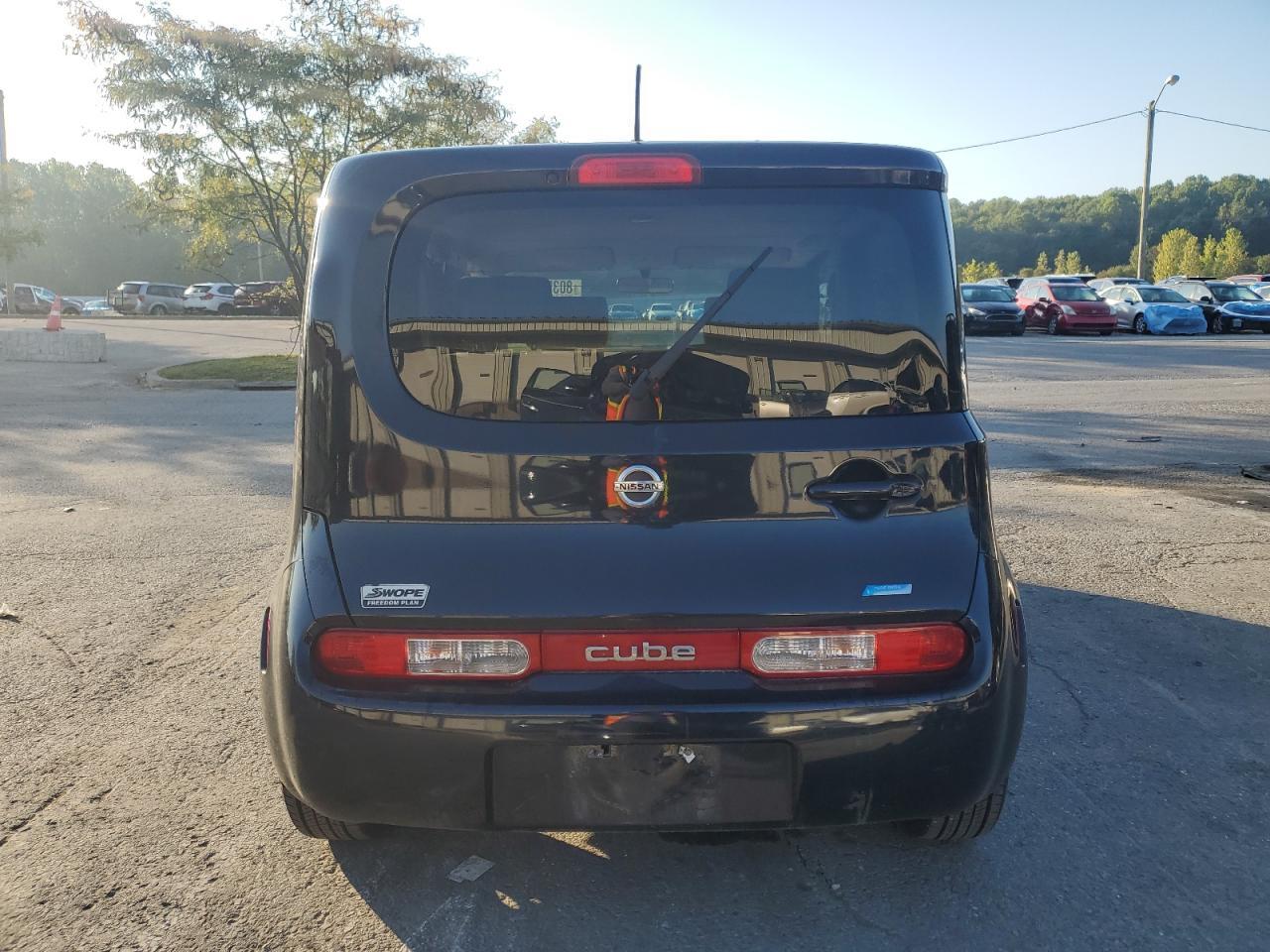 2013 NISSAN CUBE