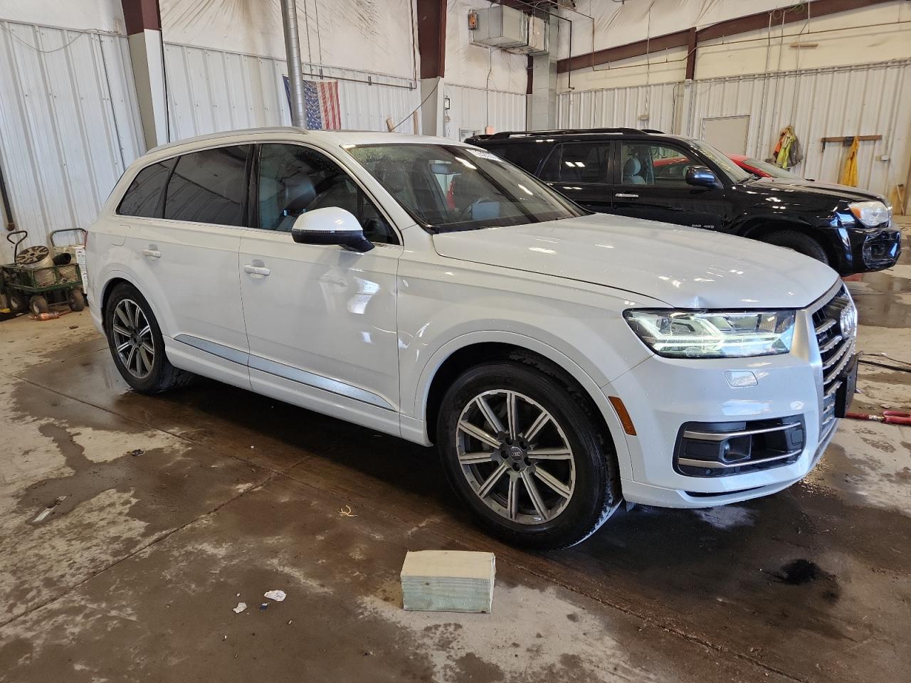 2018 AUDI Q7