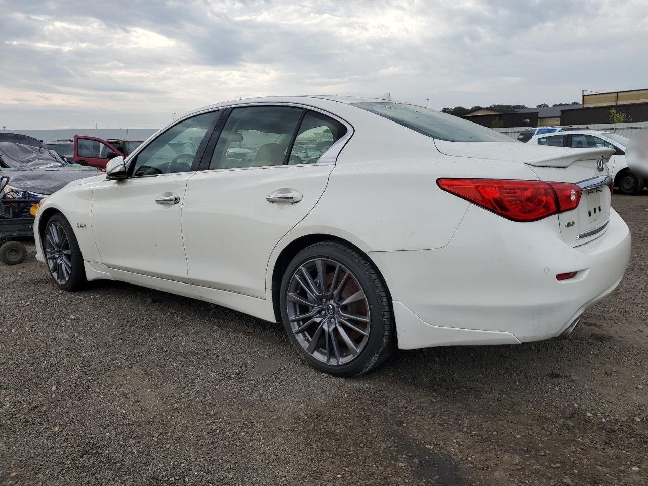 2016 INFINITI Q50