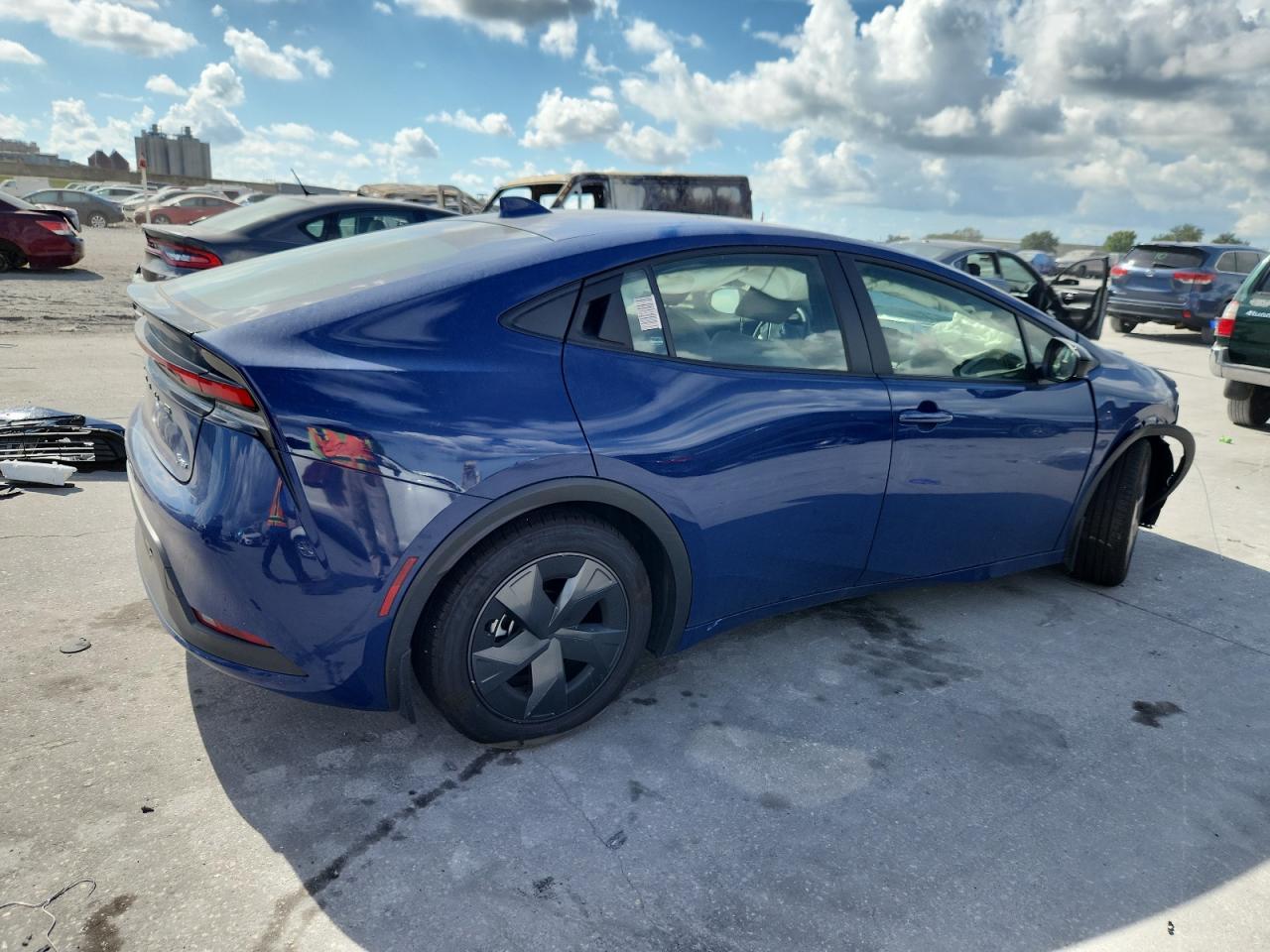 2024 TOYOTA PRIUS