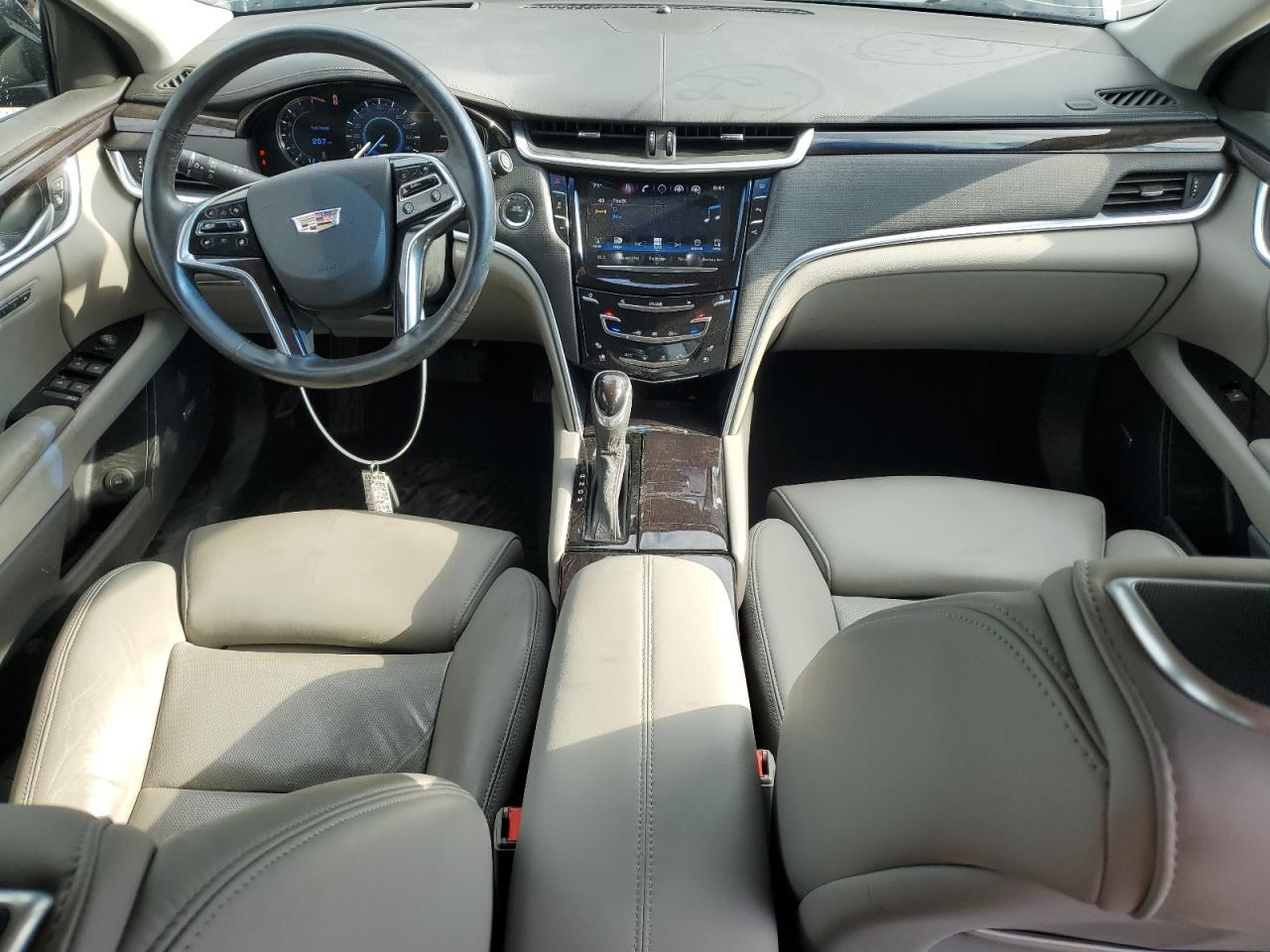 2016 CADILLAC XTS