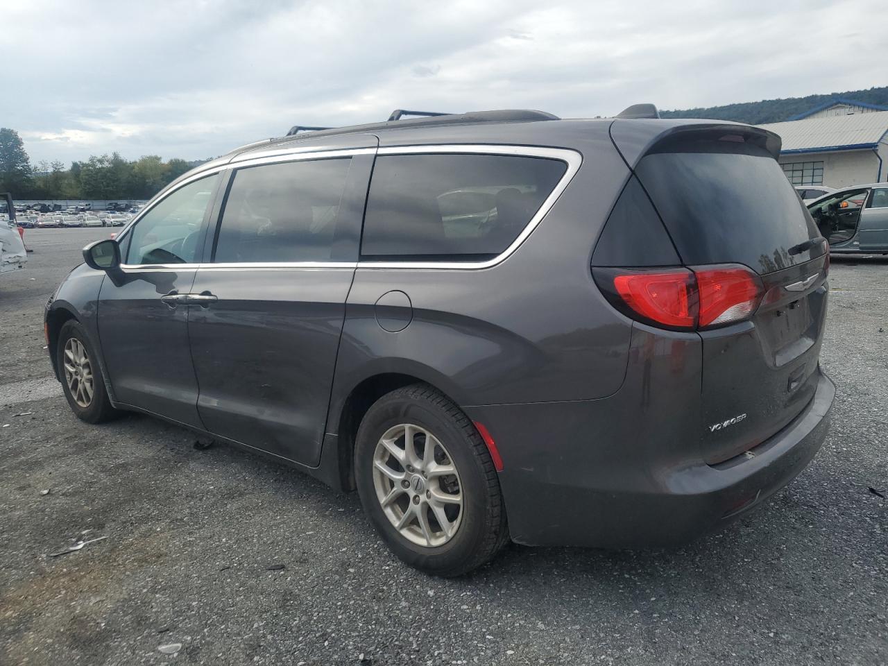 2021 CHRYSLER Voyager