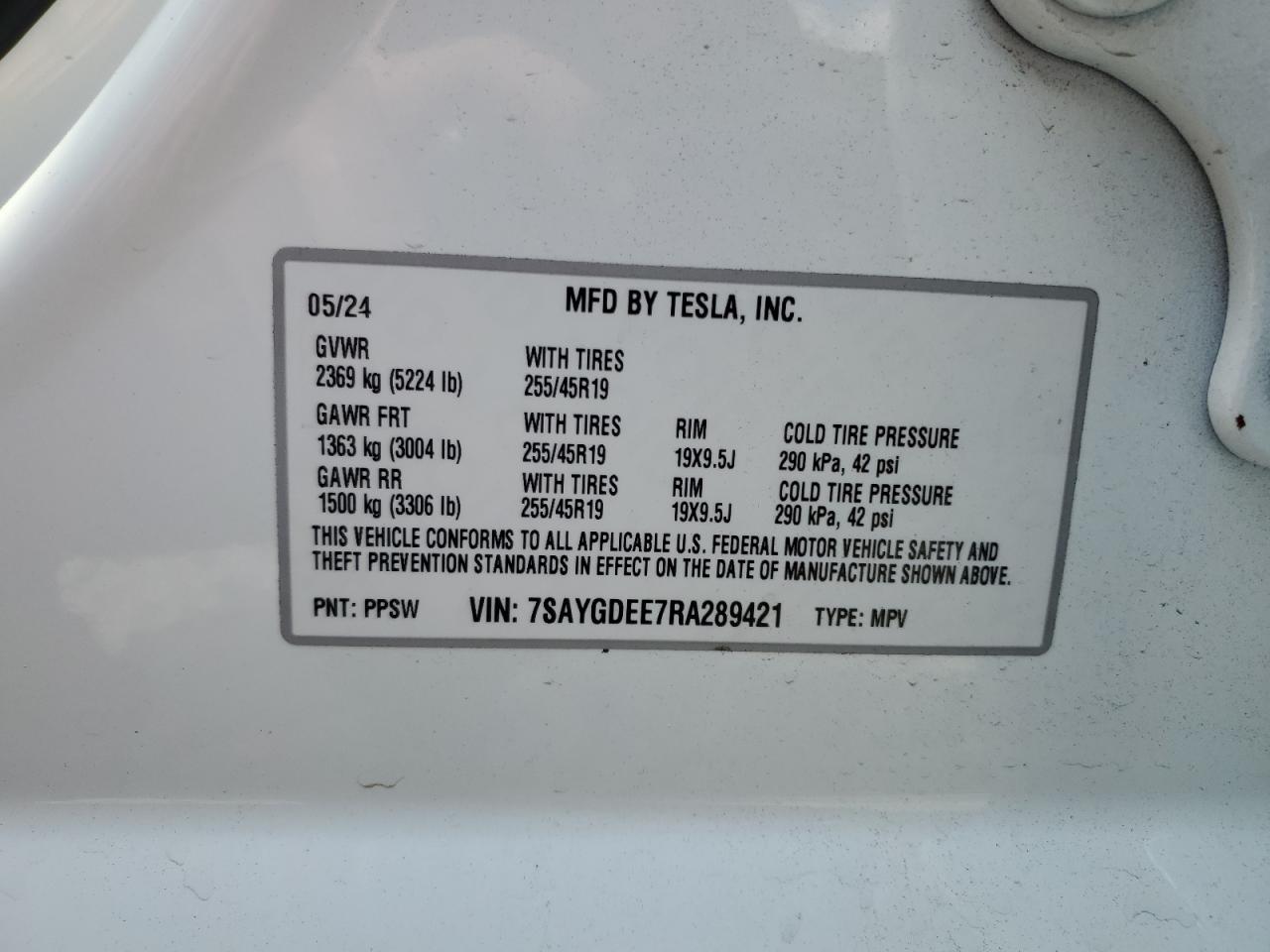 2024 TESLA MODEL Y