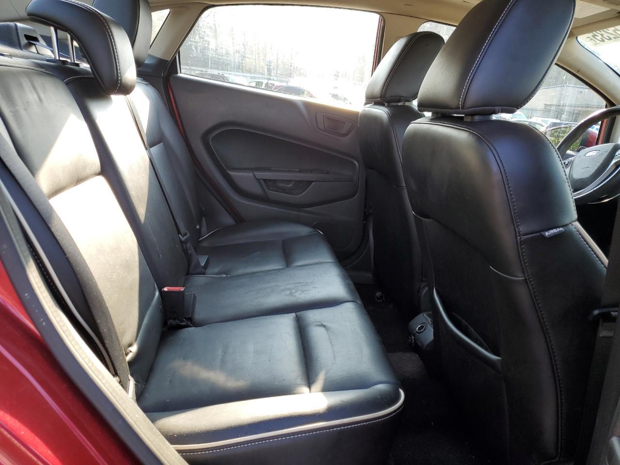 2011 FORD Fiesta