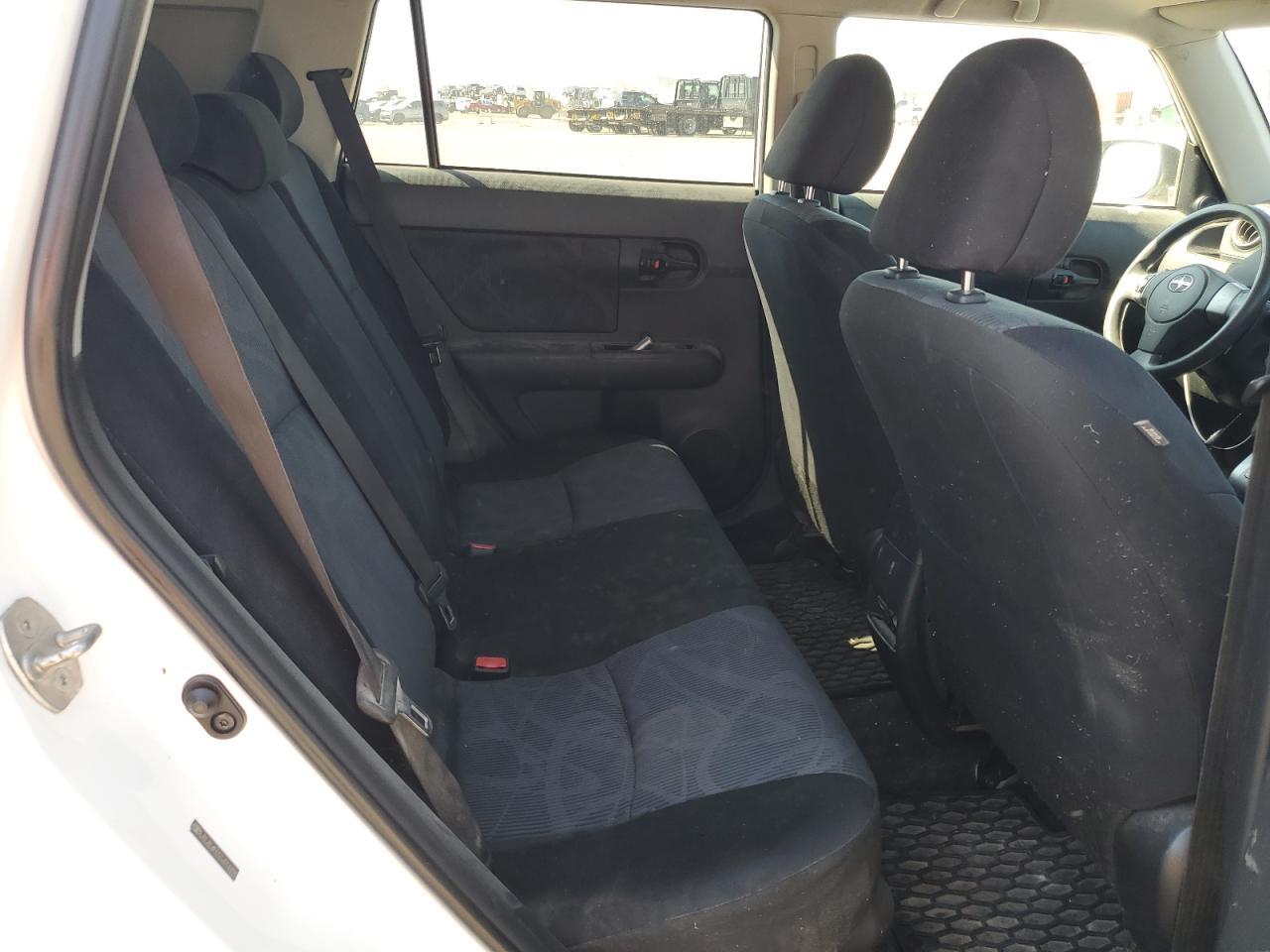 2012 TOYOTA SCION