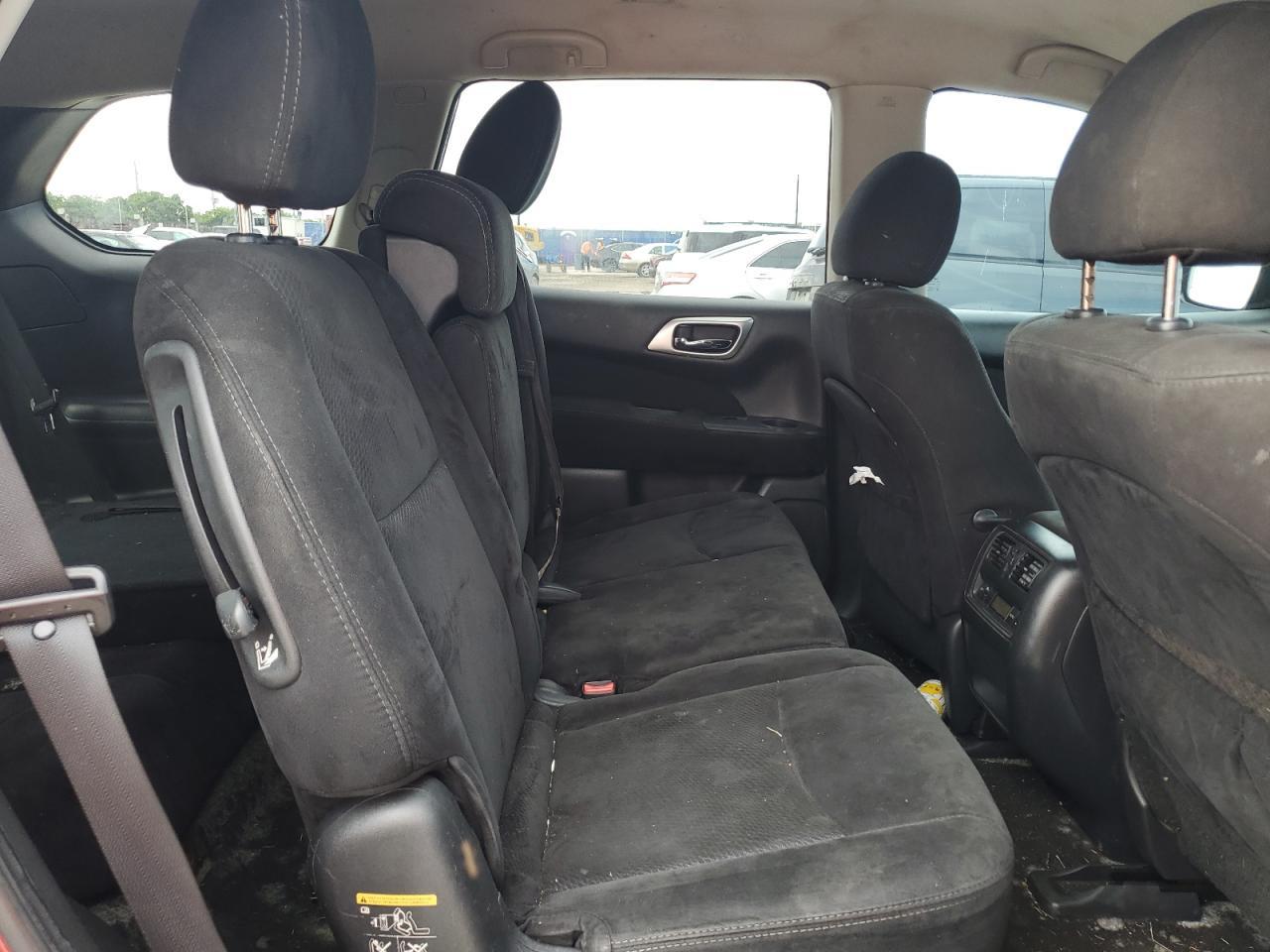 2016 NISSAN PATHFINDER