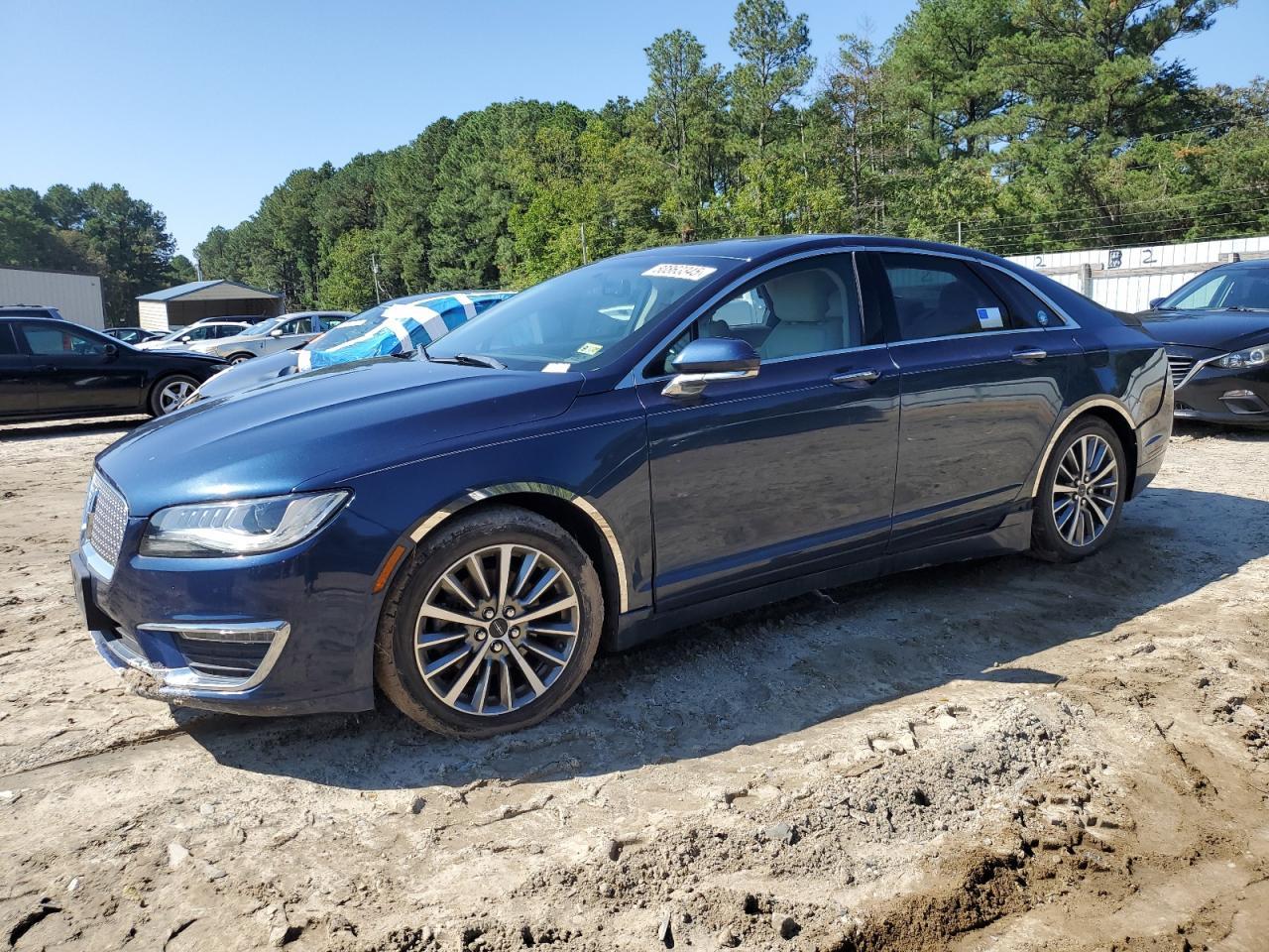 2017 LINCOLN MKZ