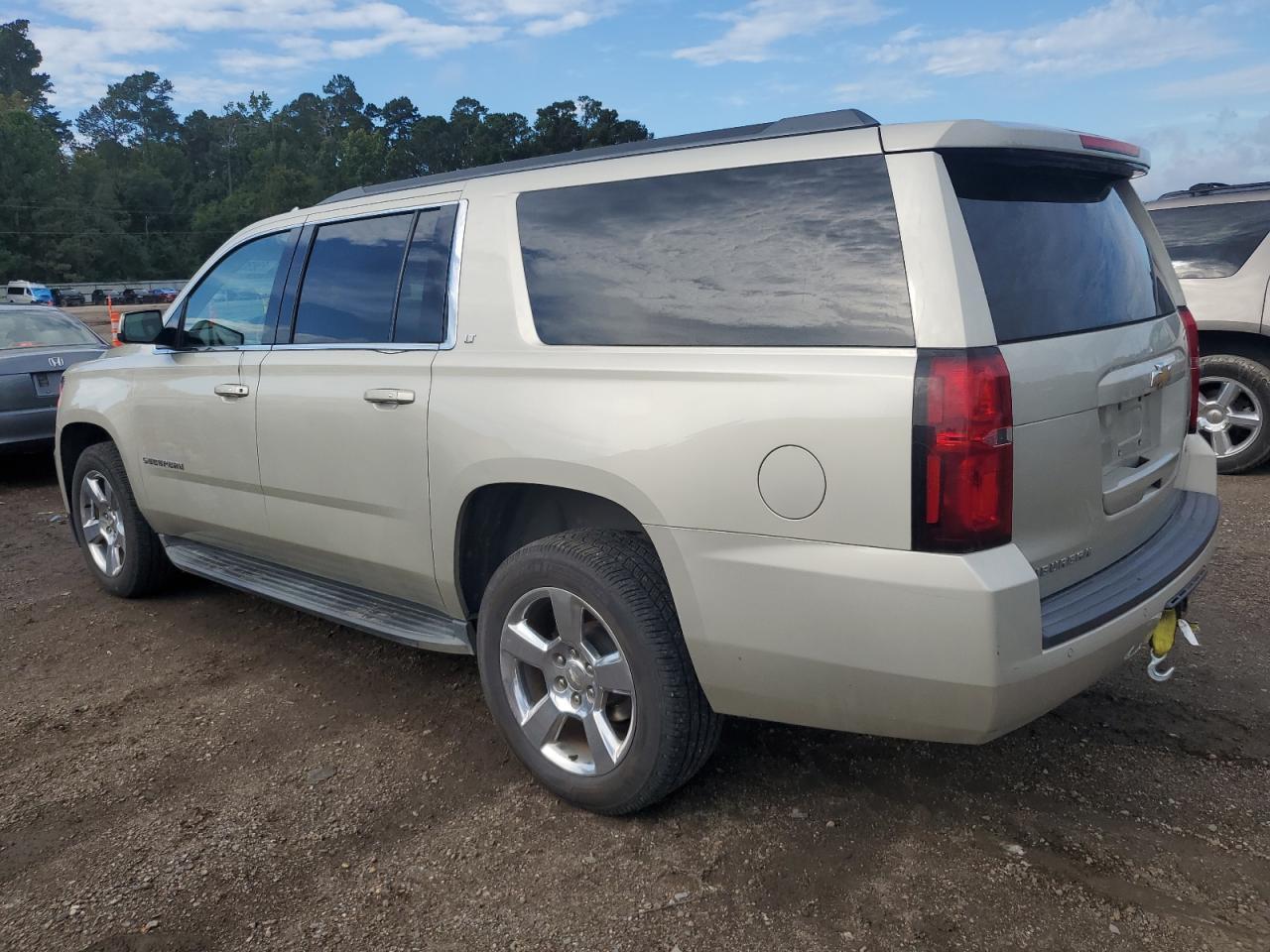 2016 CHEVROLET Suburban
