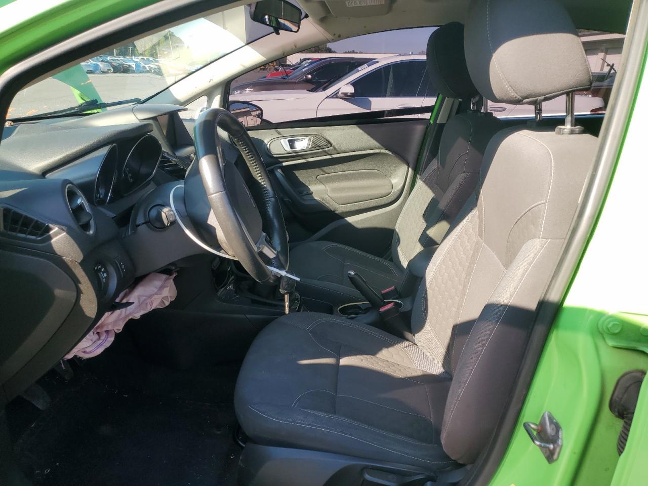 2014 FORD Fiesta