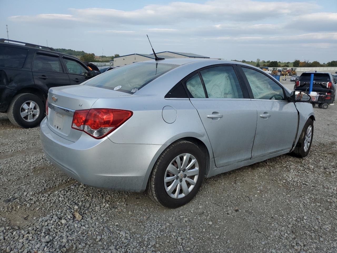 2011 CHEVROLET CRUZE