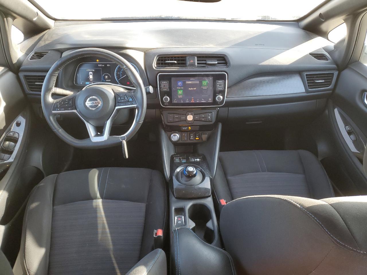 2021 NISSAN LEAF