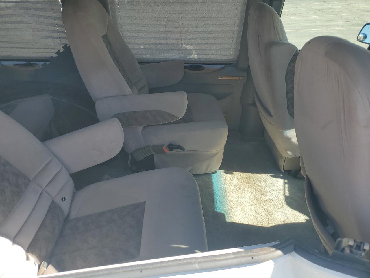 2003 GMC SAFARI