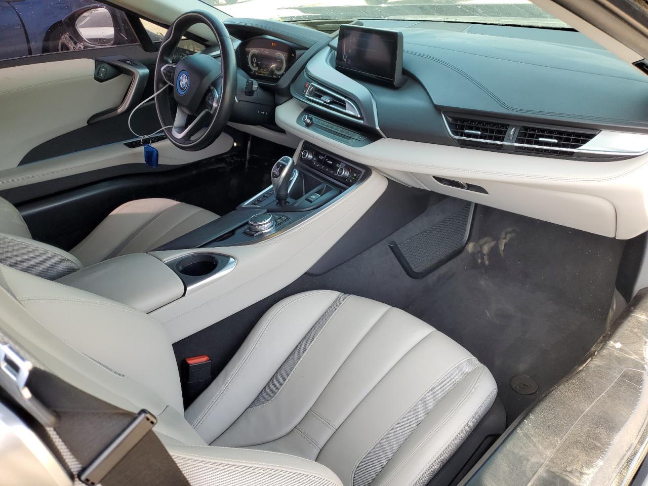 2015 BMW i8