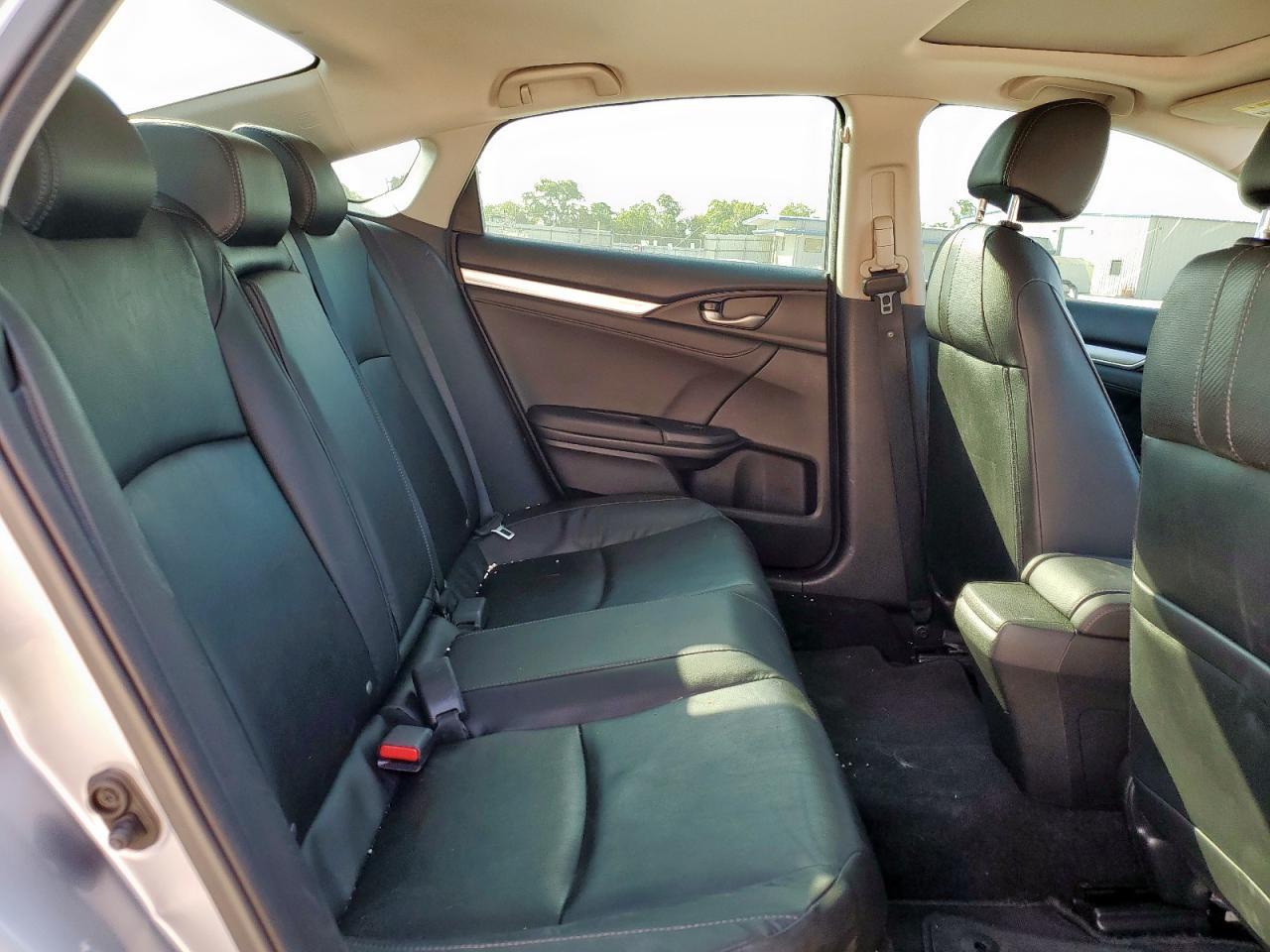 2016 HONDA CIVIC