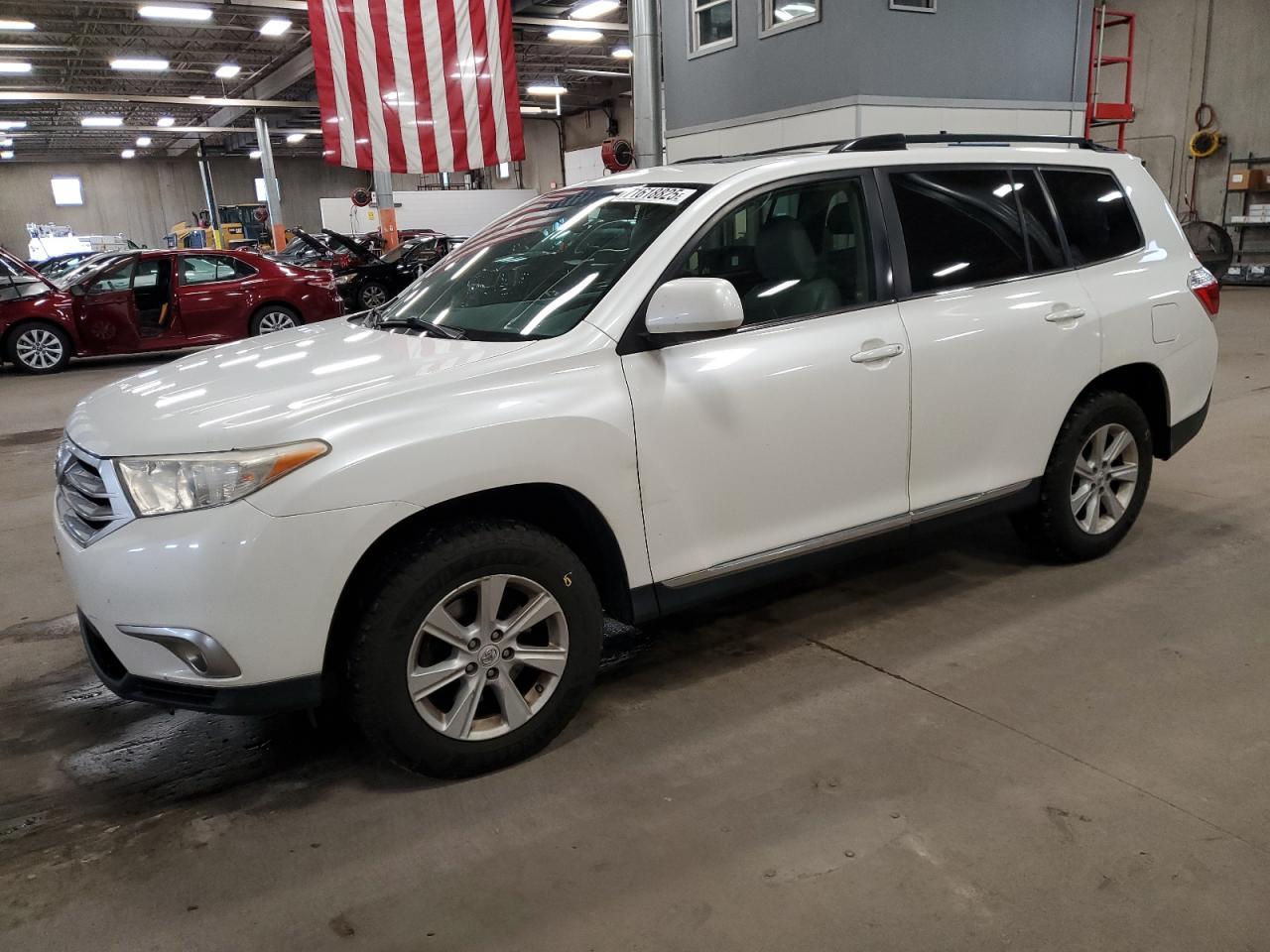 2011 TOYOTA HIGHLANDER