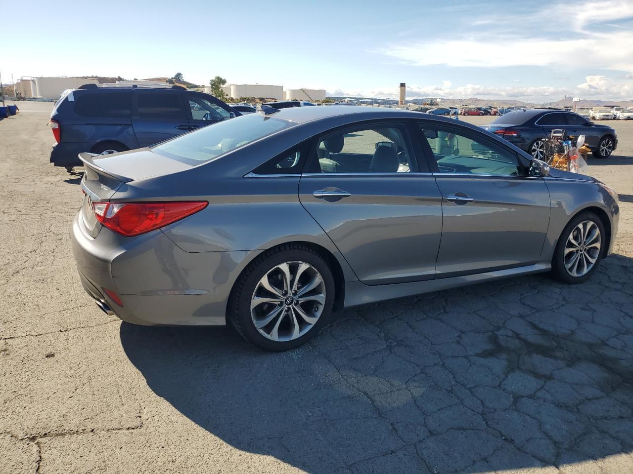 2014 HYUNDAI SONATA