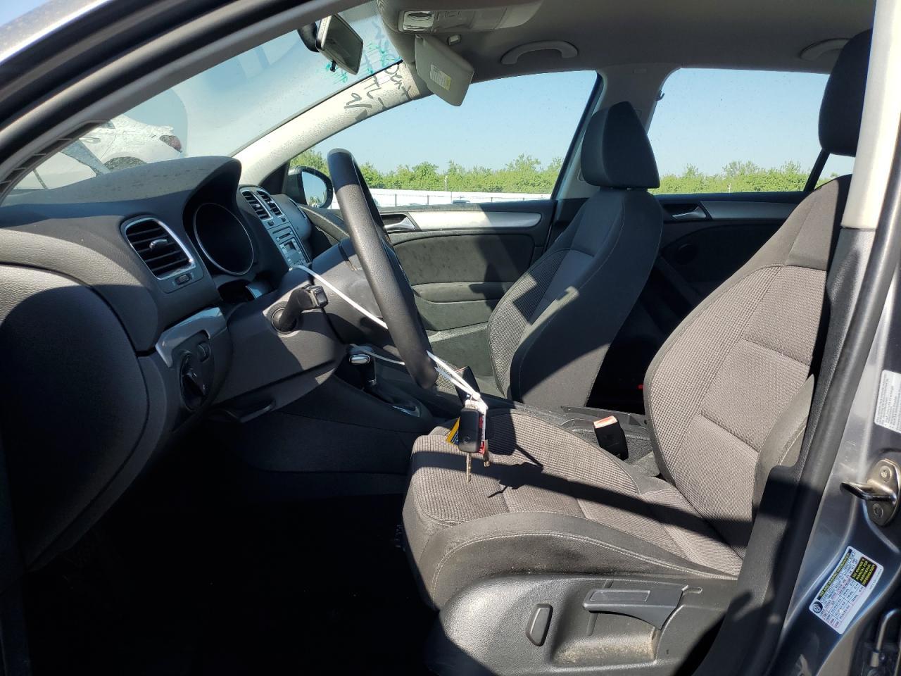 2010 VOLKSWAGEN GOLF