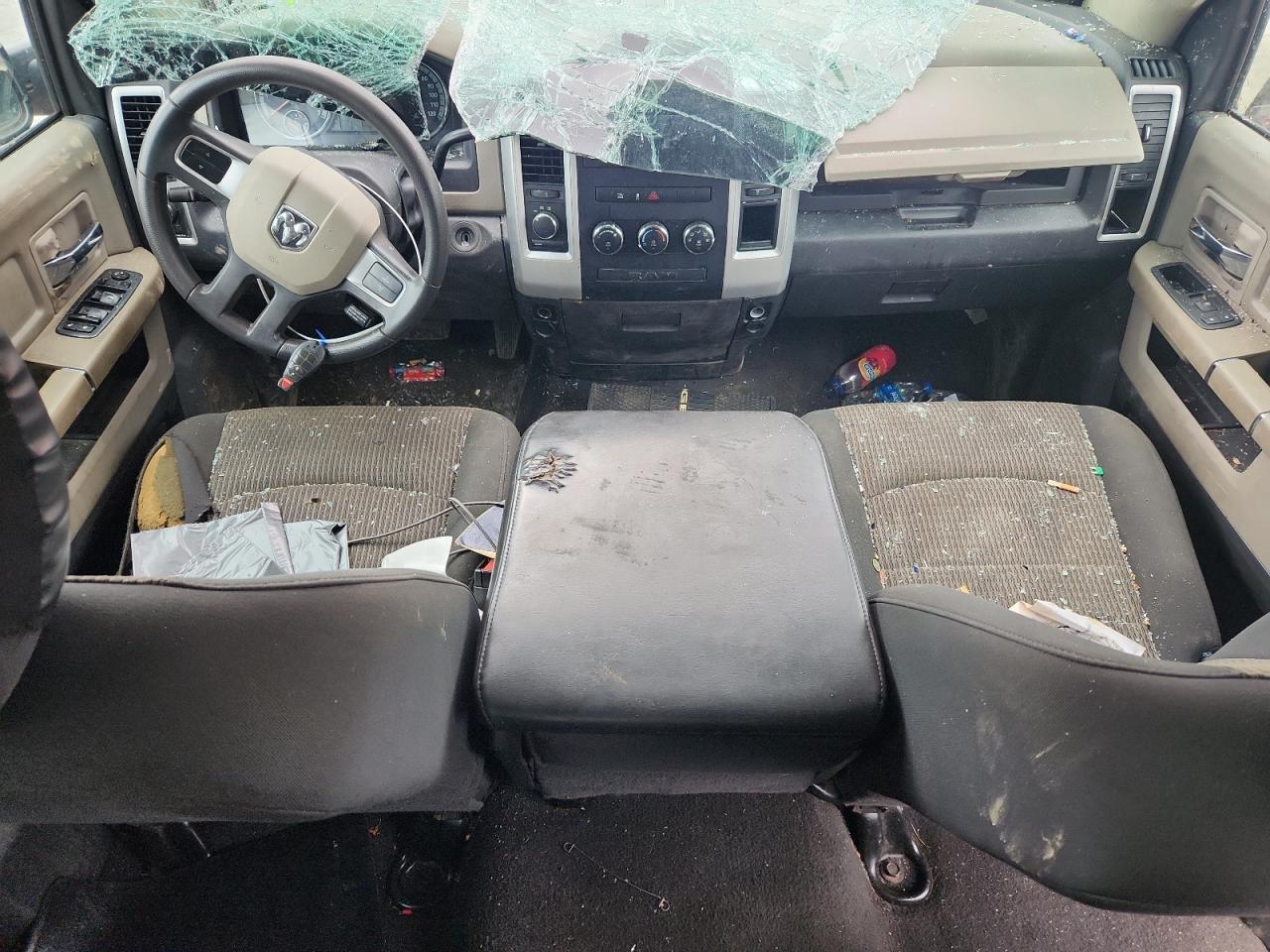 2011 DODGE RAM 1500