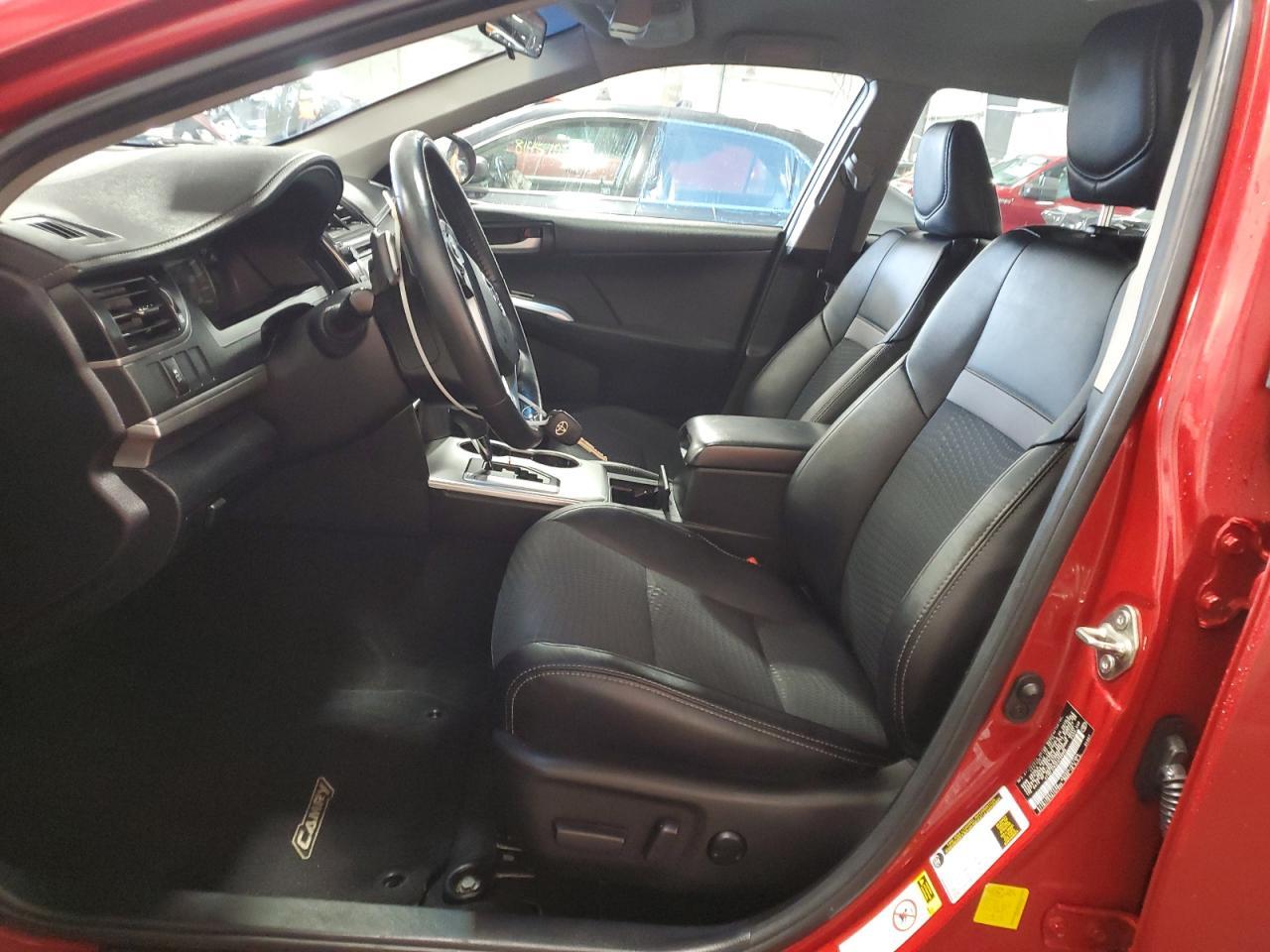 2014 TOYOTA CAMRY