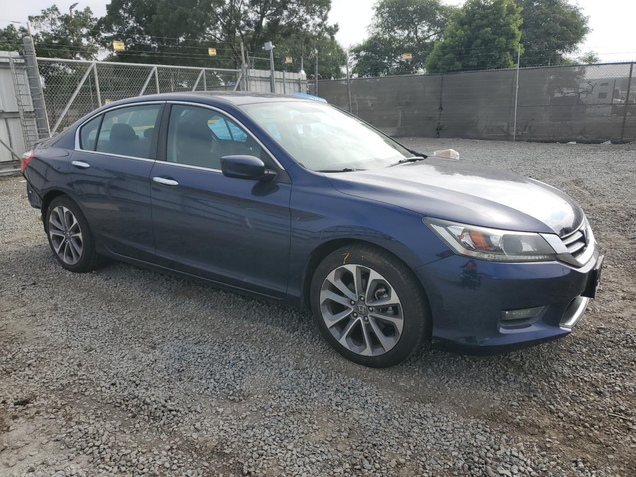 2015 HONDA ACCORD