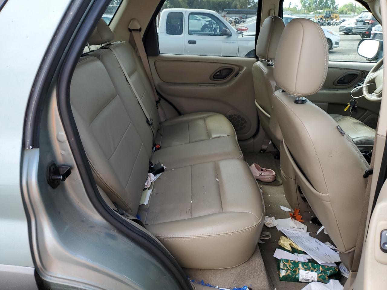 2006 FORD ESCAPE