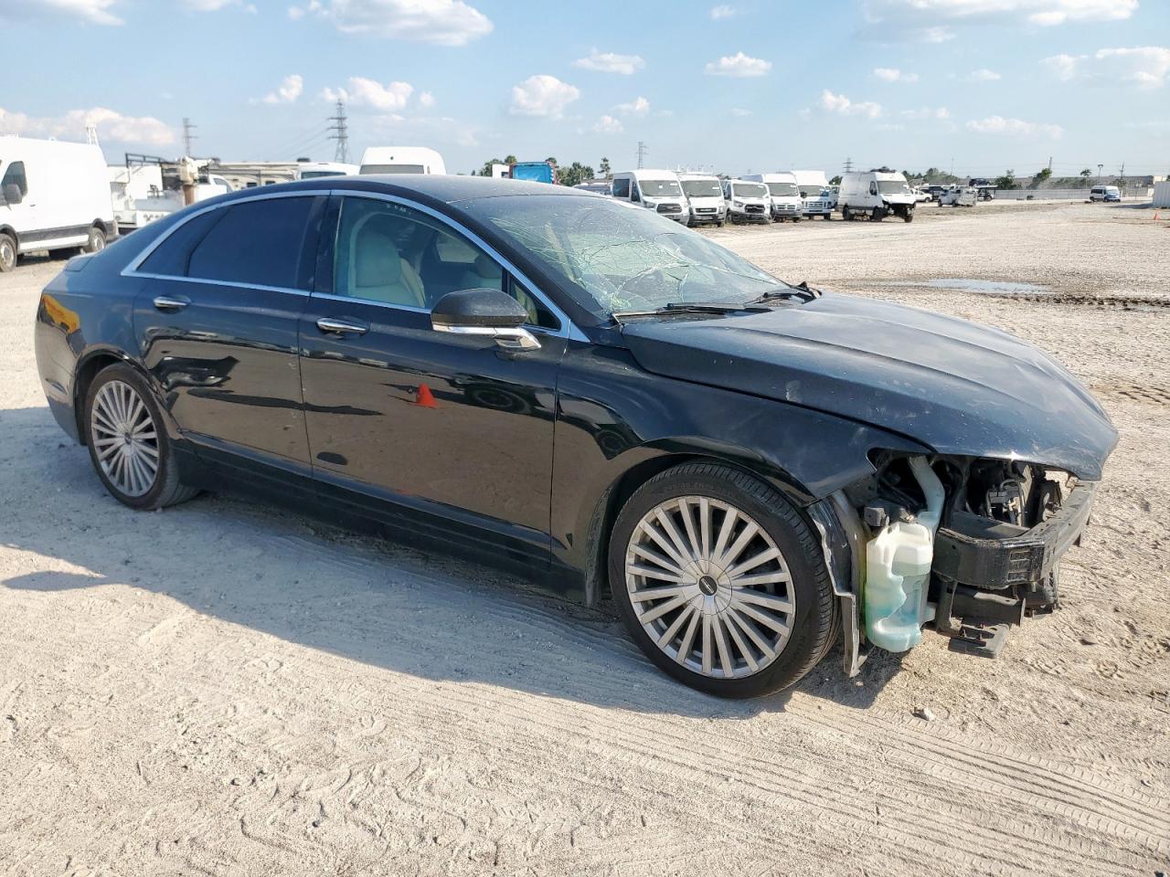 2017 LINCOLN MKZ