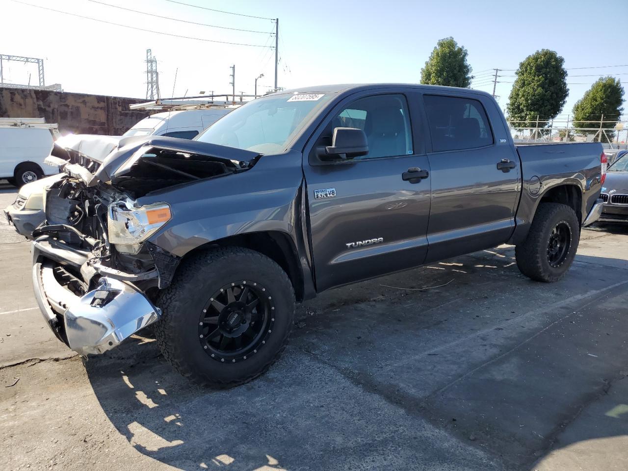 2015 TOYOTA TUNDRA