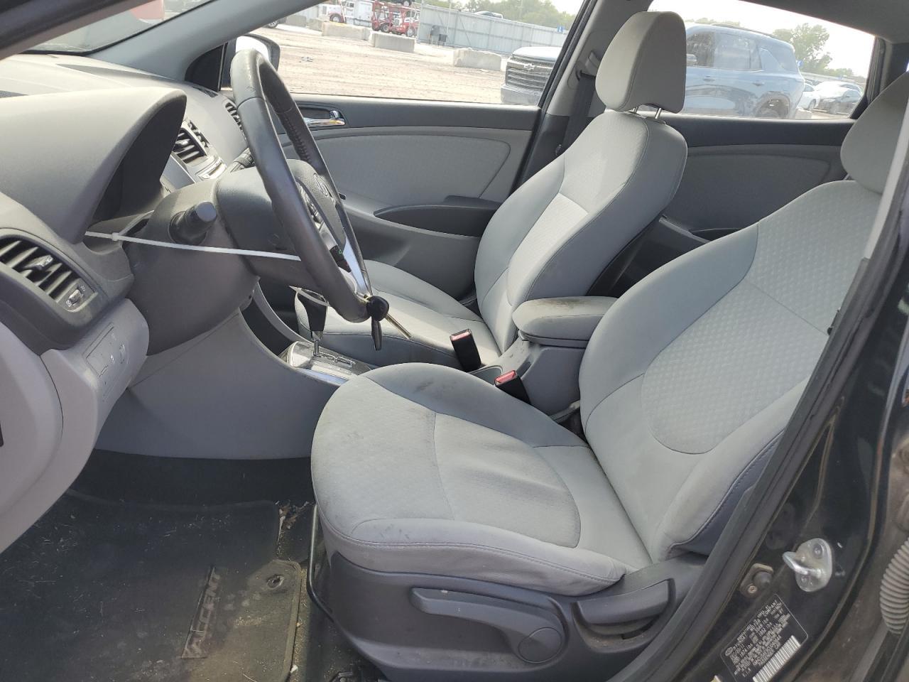 2012 HYUNDAI ACCENT
