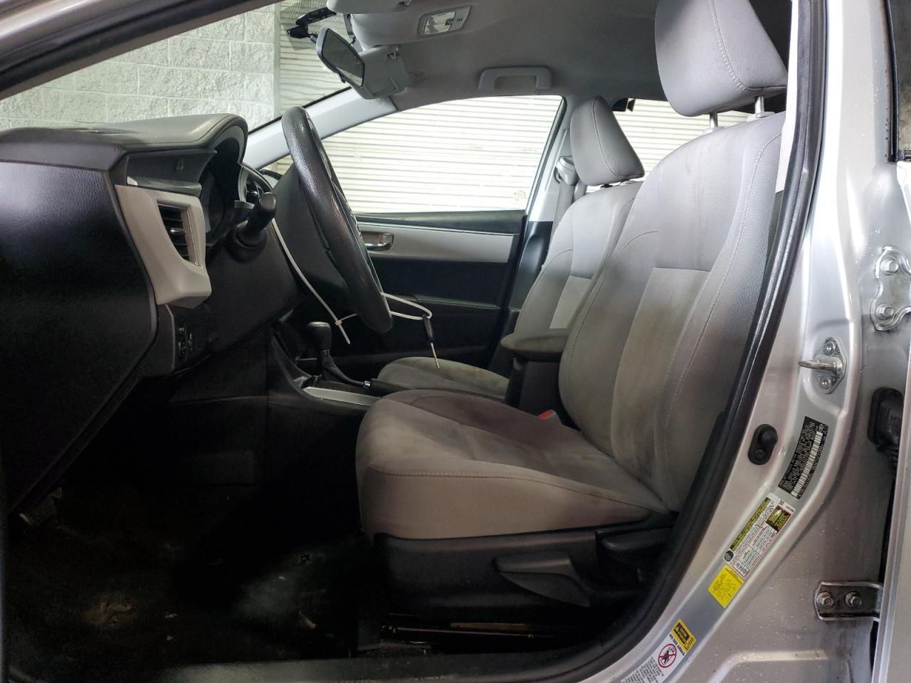 2015 TOYOTA COROLLA