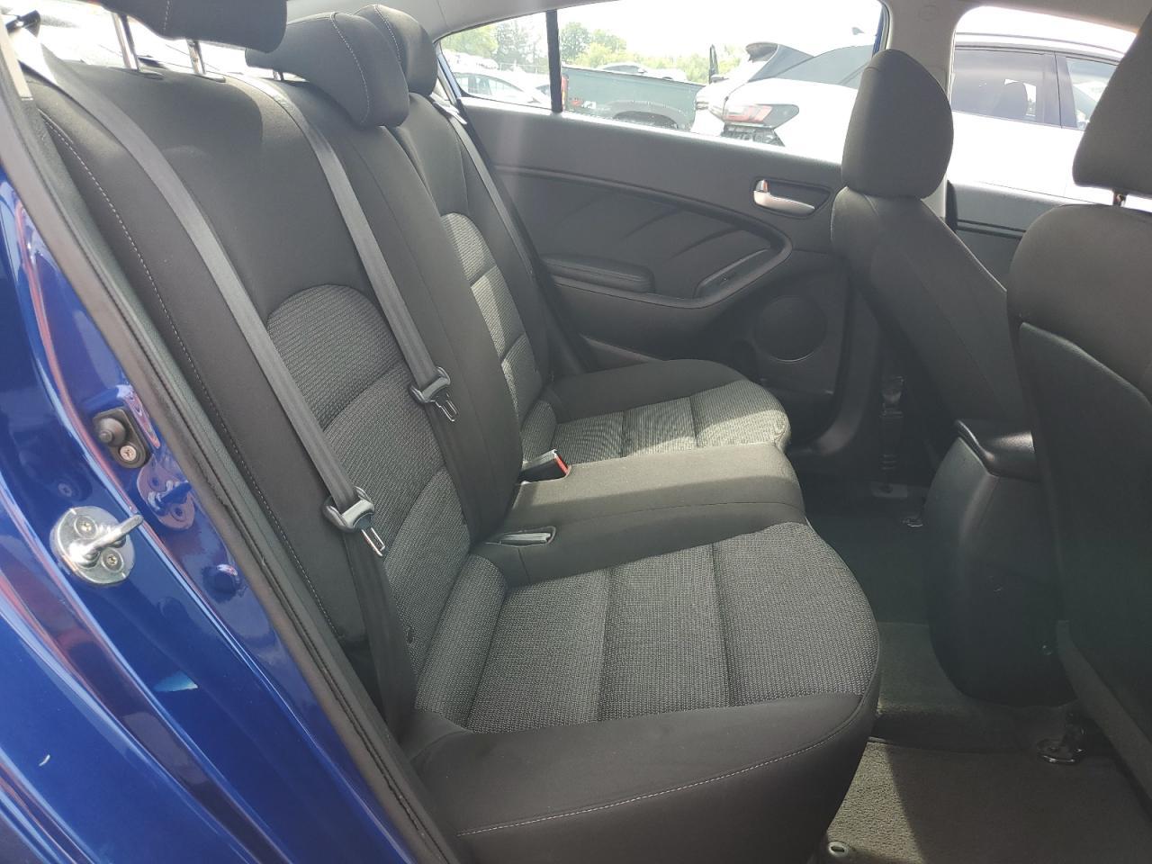 2017 KIA FORTE